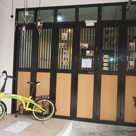 Feel Good Bangkok Hostel Exterior foto