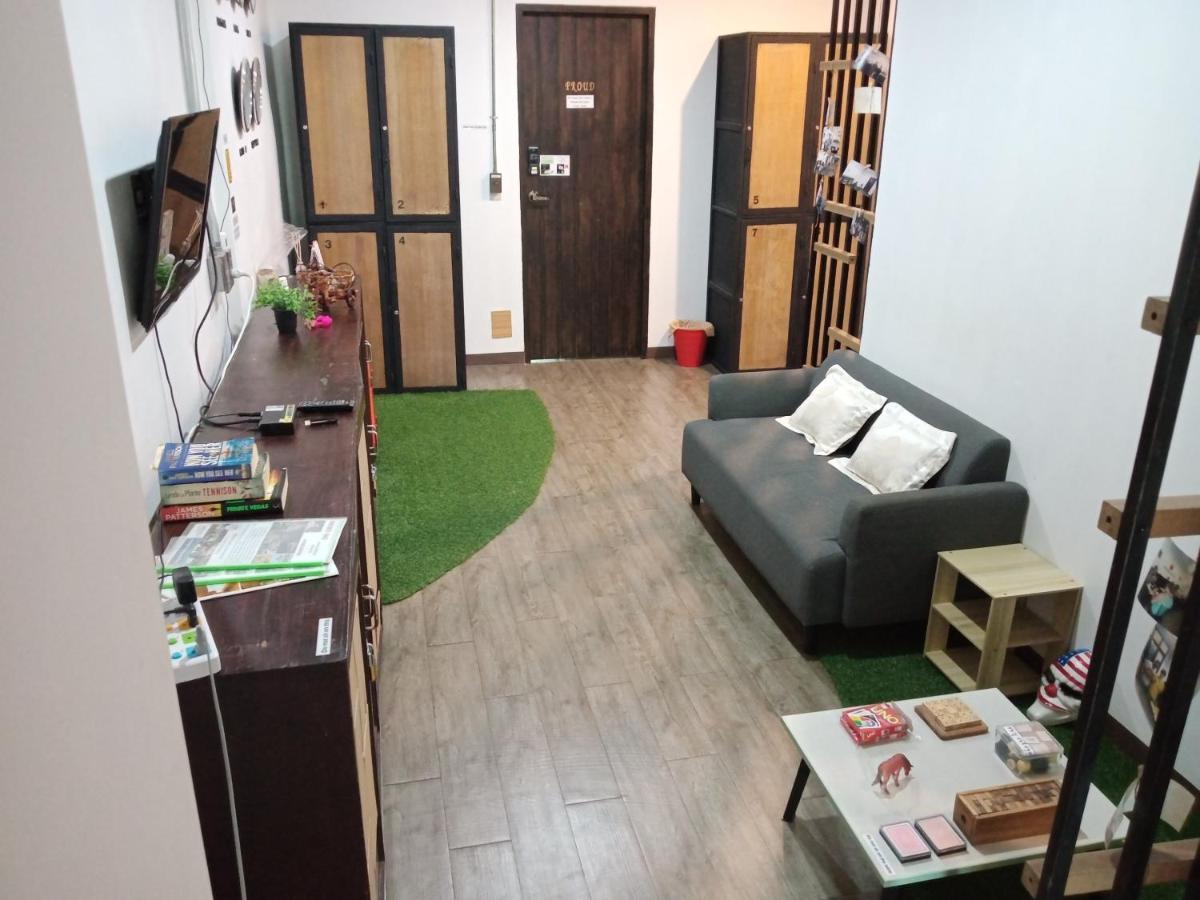 Feel Good Bangkok Hostel Exterior foto